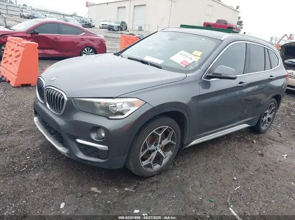 WBXHT3C30J5L33355 2018 BMW X1 - Image 2