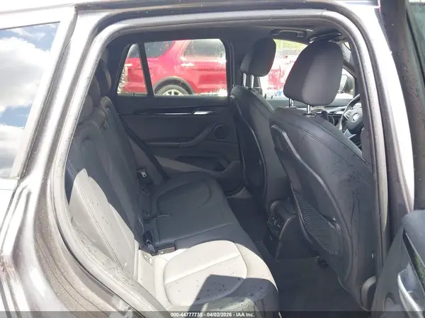 WBXHT3C30J5L33971 2018 BMW X1 - Image 8