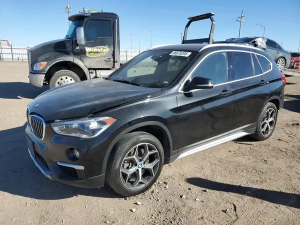 WBXHT3C30J5L34540 2018 BMW X1 - Image 1
