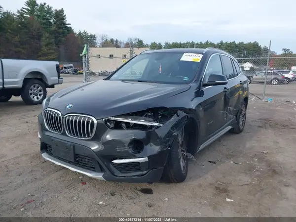 WBXHT3C31G5E48381 2016 BMW X1 - Image 2