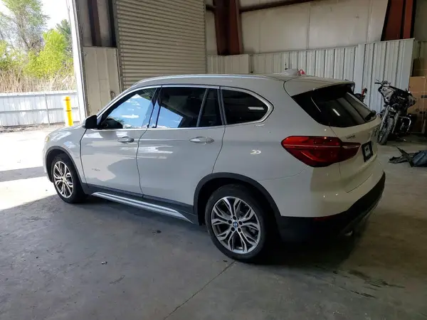 WBXHT3C31G5E48462 2016 BMW X1 - Image 2