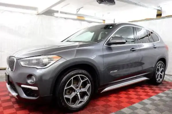 WBXHT3C31G5E48963 2016 BMW X1 - Image 2