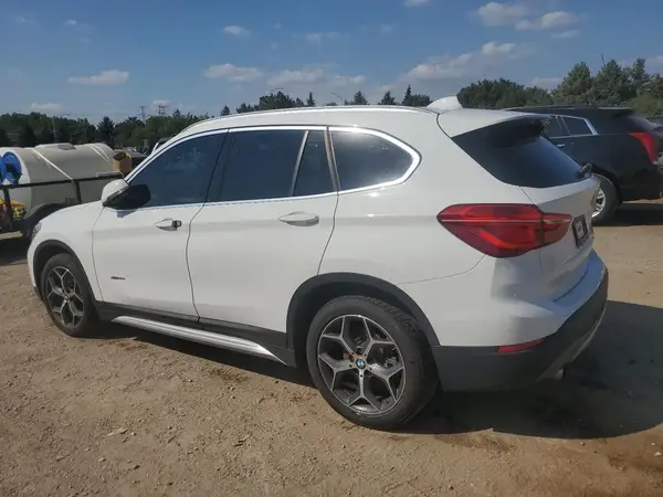 WBXHT3C31G5E49692 2016 BMW X1 - Image 2