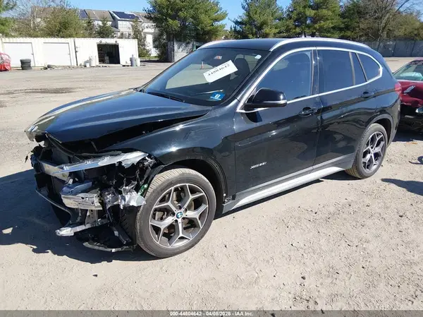 WBXHT3C31G5E56951 2016 BMW X1 - Image 2