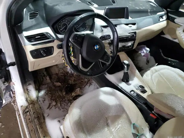 WBXHT3C31G5F63899 2016 BMW X1 - Image 8