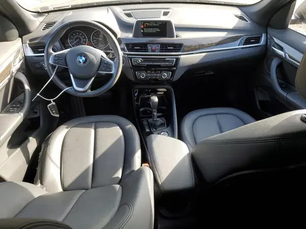 WBXHT3C31G5F64275 2016 BMW X1 - Image 8
