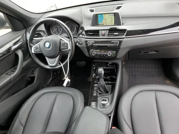 WBXHT3C31G5F64406 2016 BMW X1 - Image 8