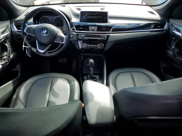 WBXHT3C31GP880390 2016 BMW X1 - Image 8