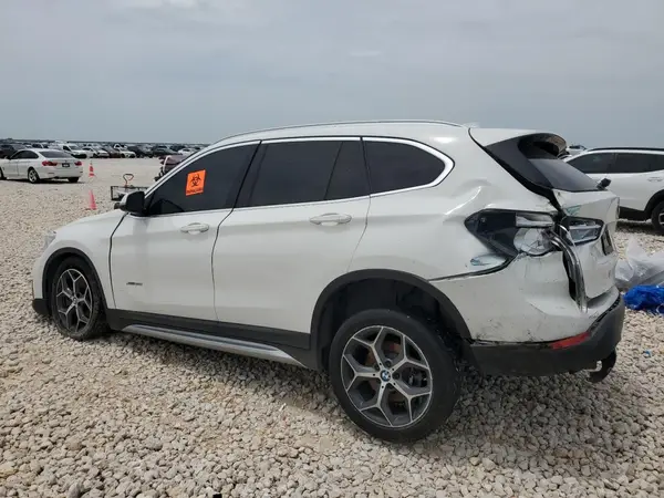 WBXHT3C31GP883709 2016 BMW X1 - Image 2