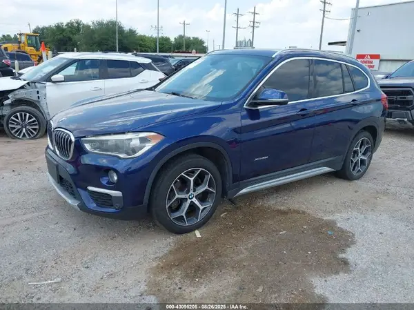 WBXHT3C31GP884097 2016 BMW X1 - Image 2