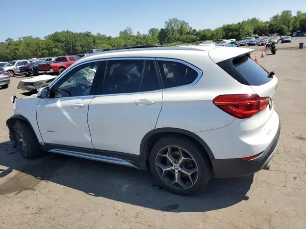 WBXHT3C31GP884567 2016 BMW X1 - Image 2