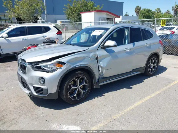 WBXHT3C31GP886433 2016 BMW X1 - Image 2