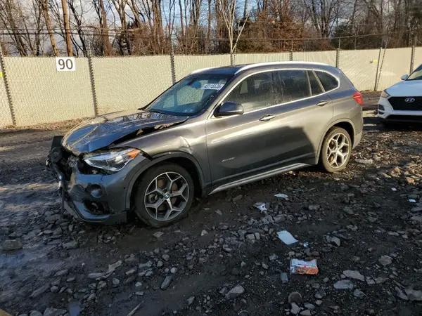 WBXHT3C31GP887193 2016 BMW X1 - Image 1