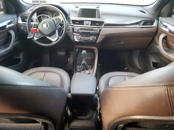WBXHT3C31GP887193 2016 BMW X1 - Image 8