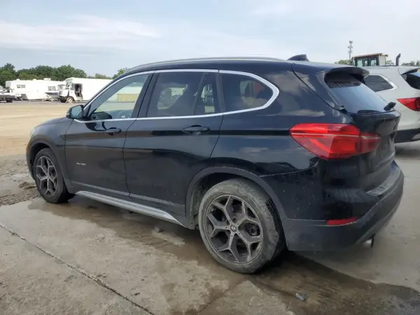 WBXHT3C31GP887470 2016 BMW X1 - Image 2