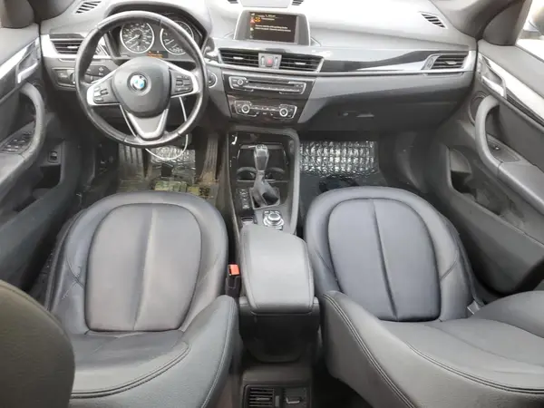 WBXHT3C31GP887470 2016 BMW X1 - Image 8