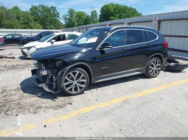 WBXHT3C31GP888375 2016 BMW X1 - Image 2