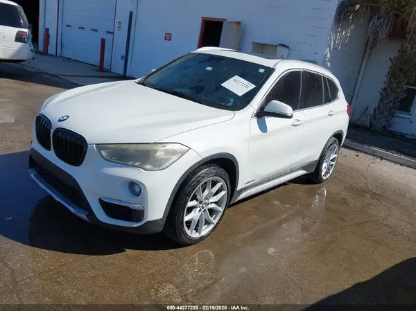 WBXHT3C31GP888456 2016 BMW X1 - Image 2