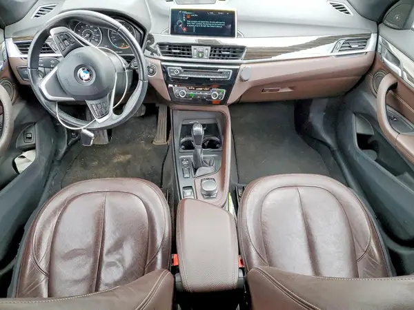 WBXHT3C31H5F67758 2017 BMW X1 - Image 8