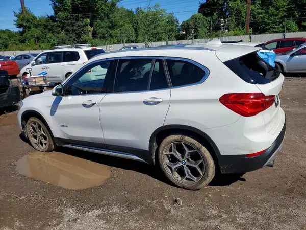 WBXHT3C31H5F71132 2017 BMW X1 - Image 2