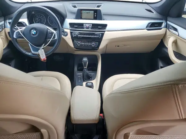 WBXHT3C31H5F71759 2017 BMW X1 - Image 8