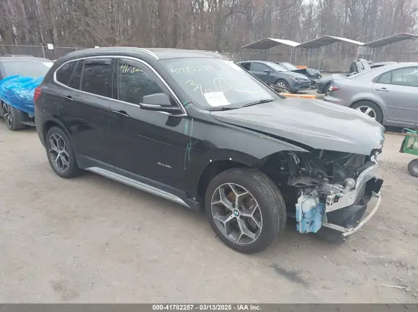 WBXHT3C31H5F72958 2017 BMW X1 - Image 1