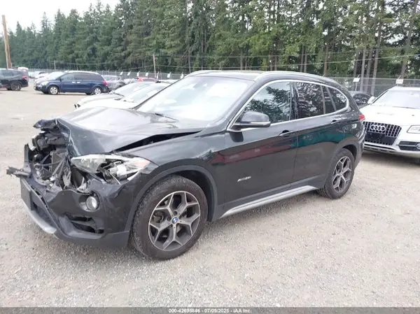 WBXHT3C31H5F73107 2017 BMW X1 - Image 2