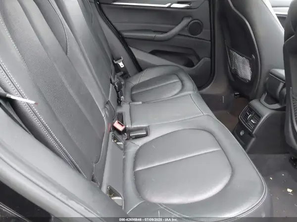 WBXHT3C31H5F73107 2017 BMW X1 - Image 8