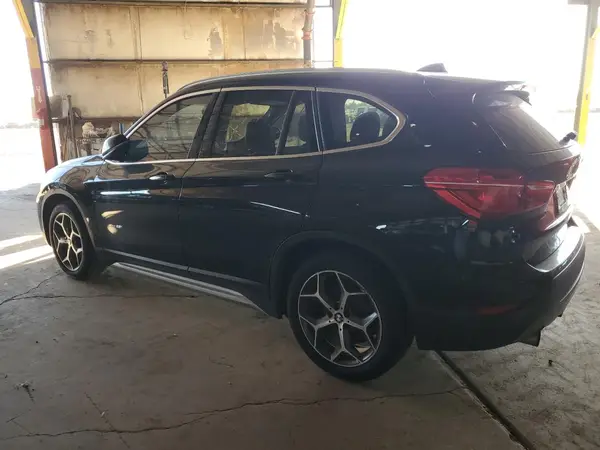 WBXHT3C31H5F73351 2017 BMW X1 - Image 2