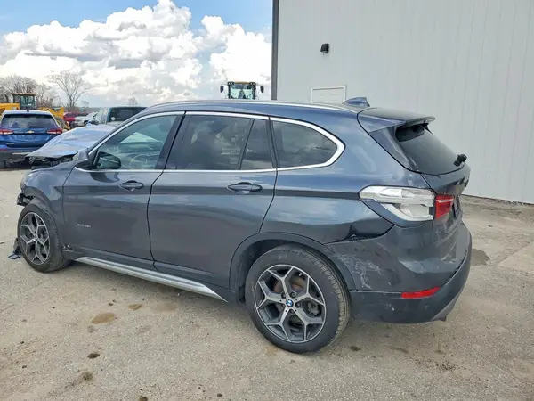 WBXHT3C31H5F73737 2017 BMW X1 - Image 2