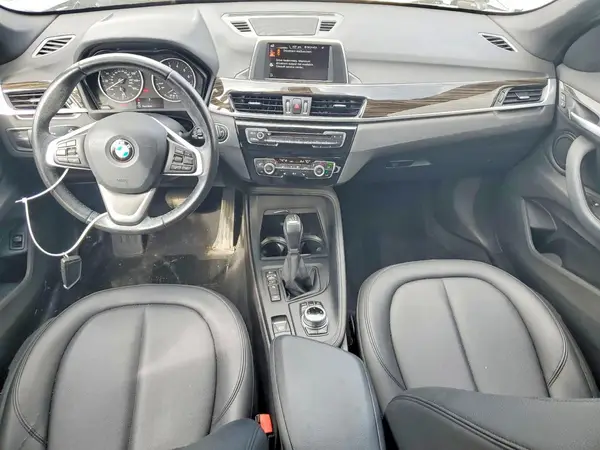 WBXHT3C31H5F73737 2017 BMW X1 - Image 8