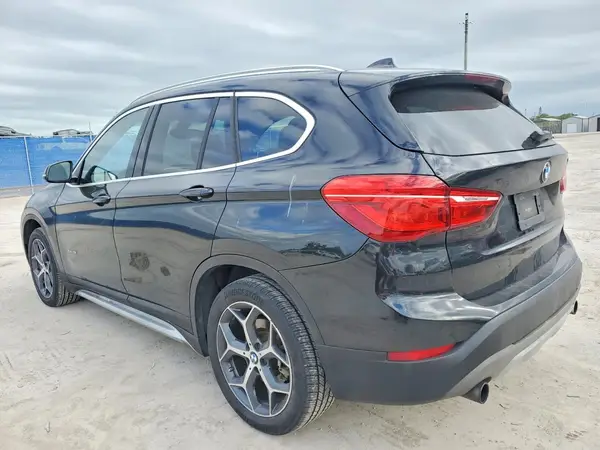 WBXHT3C31H5F74029 2017 BMW X1 - Image 2