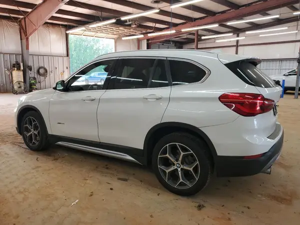 WBXHT3C31H5F74841 2017 BMW X1 - Image 2