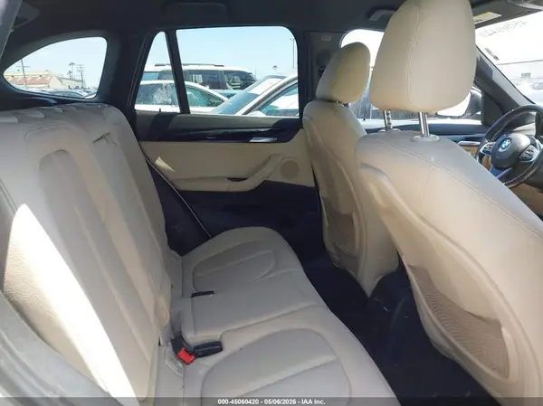 WBXHT3C31H5F76847 2017 BMW X1 - Image 8
