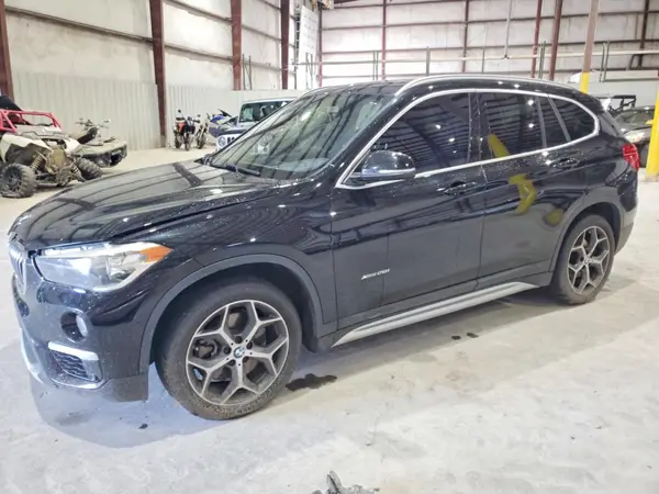 WBXHT3C31H5F77402 2017 BMW X1 - Image 1