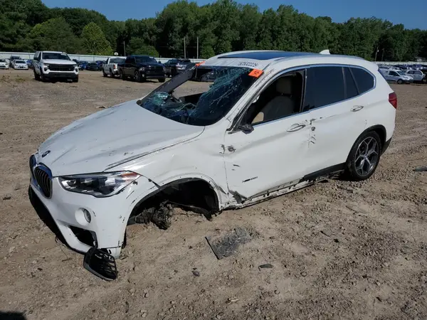WBXHT3C31H5F78033 2017 BMW X1 - Image 1
