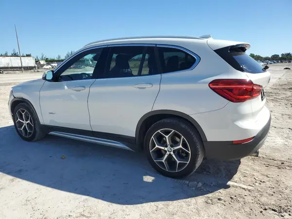 WBXHT3C31H5F82597 2017 BMW X1 - Image 2