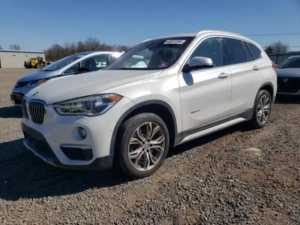 WBXHT3C31H5F82700 2017 BMW X1 - Image 1