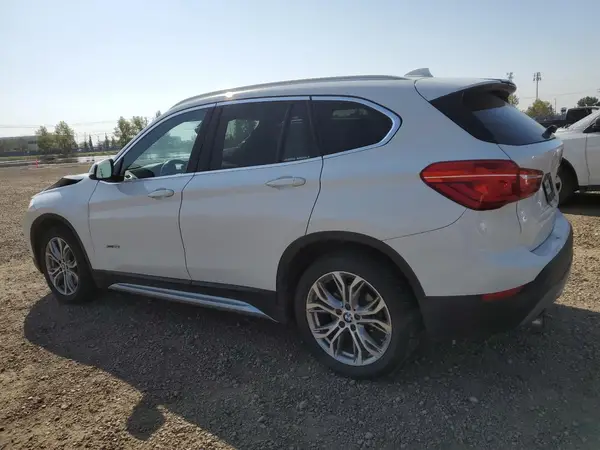 WBXHT3C31H5F87850 2017 BMW X1 - Image 2