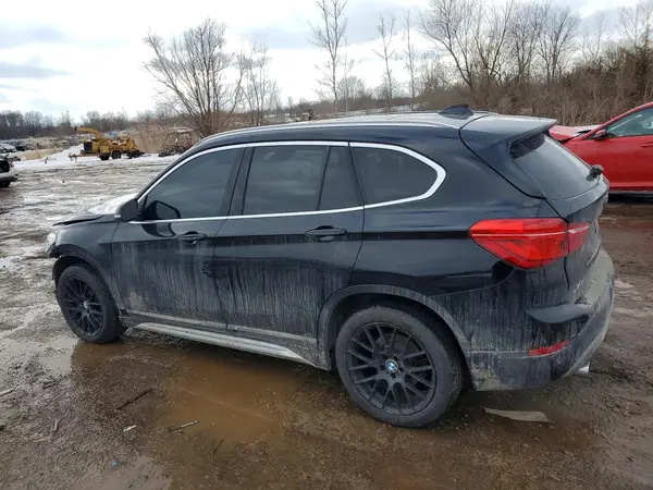 WBXHT3C31J3H30894 2018 BMW X1 - Image 2