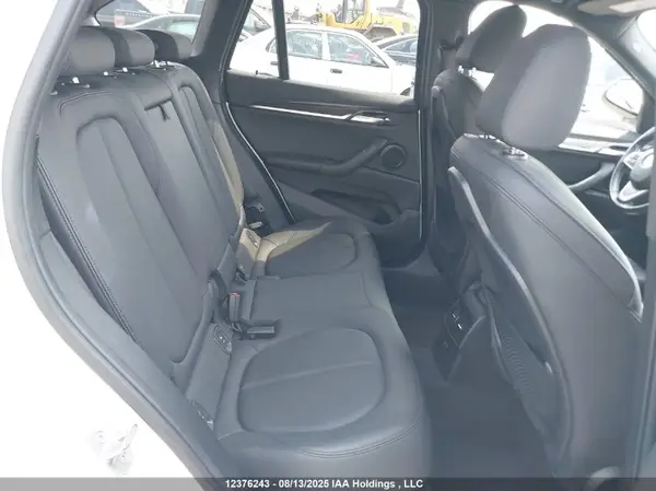 WBXHT3C31J3H31558 2018 BMW X1 - Image 8