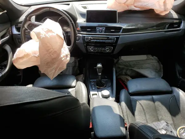 WBXHT3C31J3H31690 2018 BMW X1 - Image 8