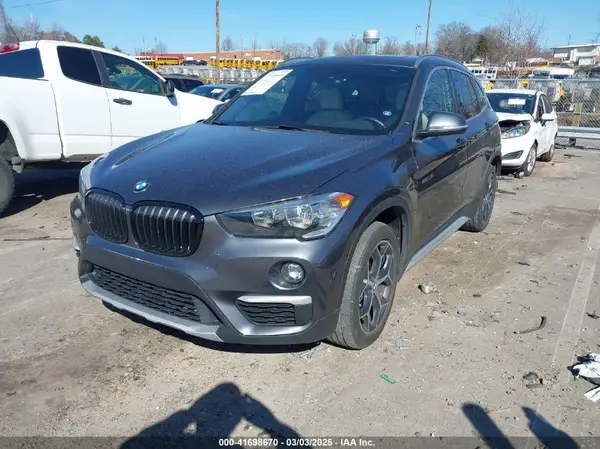 WBXHT3C31J3H31737 2018 BMW X1 - Image 2
