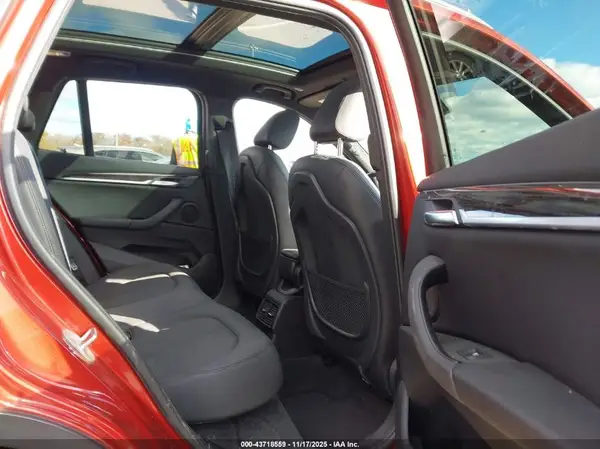 WBXHT3C31J3H32550 2018 BMW X1 - Image 8