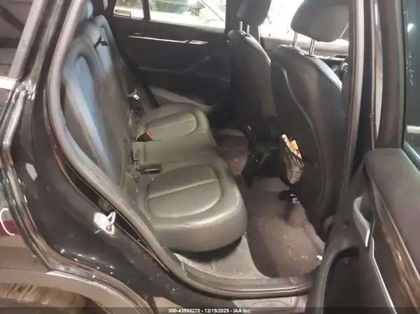 WBXHT3C31J3H33679 2018 BMW X1 - Image 8