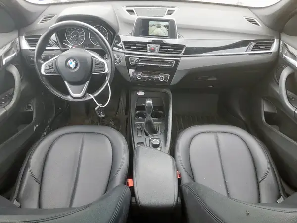 WBXHT3C31J5F91774 2018 BMW X1 - Image 8