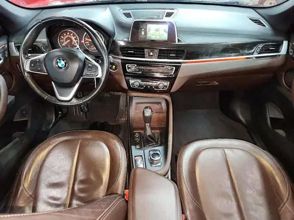 WBXHT3C31J5F92200 2018 BMW X1 - Image 8