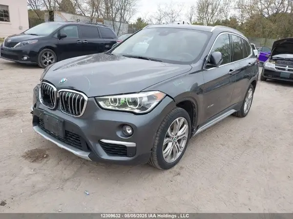 WBXHT3C31J5F92519 2018 BMW X1 - Image 2