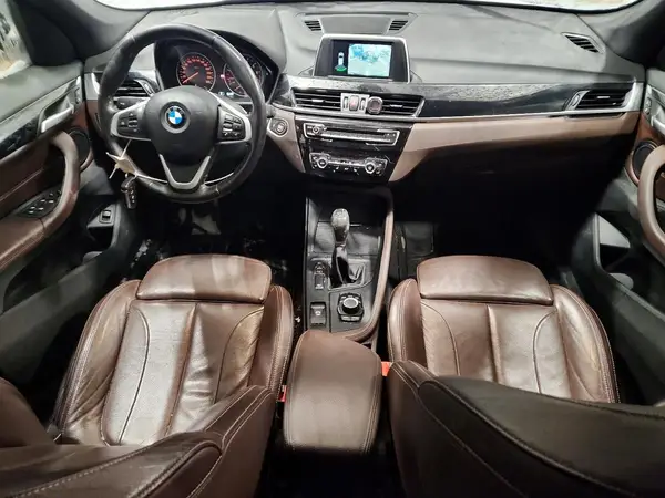 WBXHT3C31J5K20868 2018 BMW X1 - Image 8