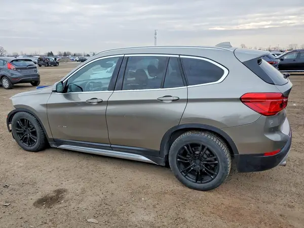 WBXHT3C31J5K23222 2018 BMW X1 - Image 2